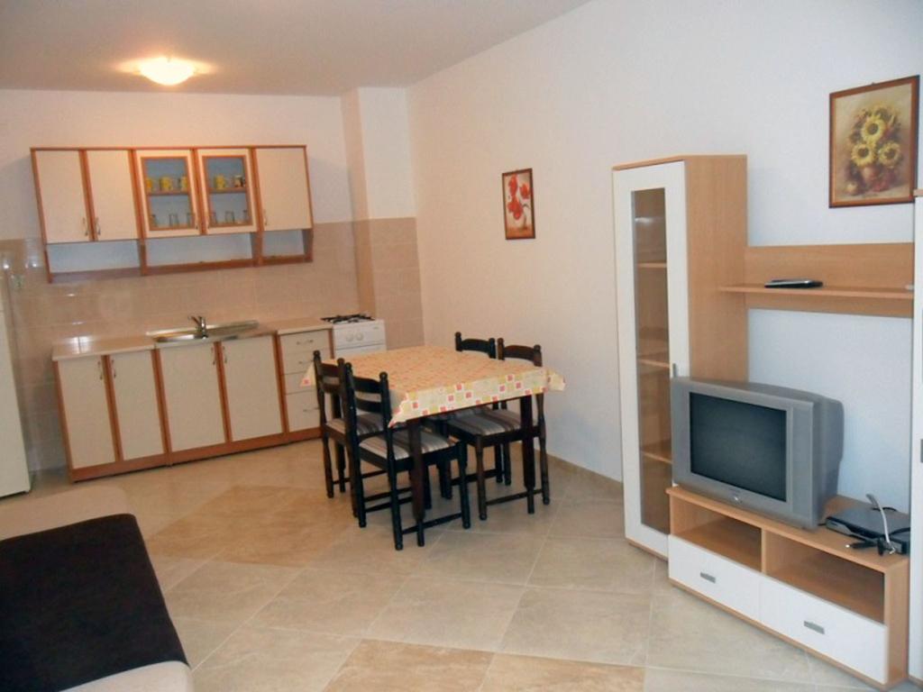 Apartments Mislav Novalja Chambre photo
