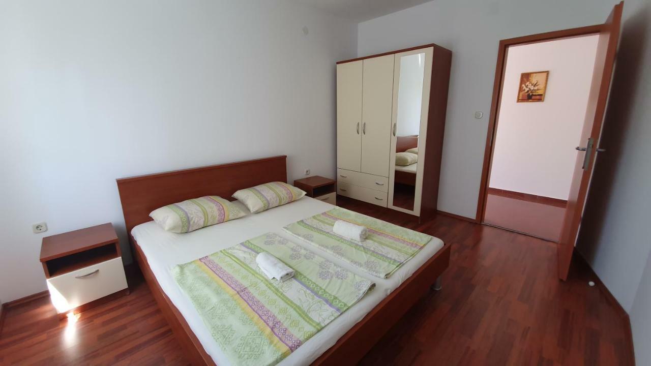 Apartments Mislav Novalja Extérieur photo
